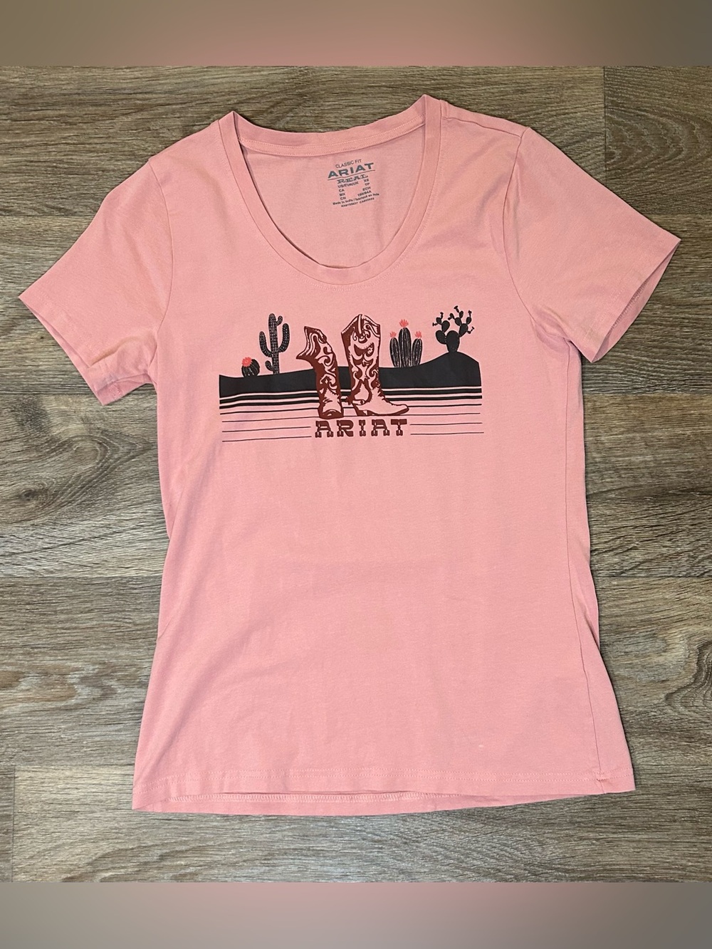 Ariat REAL Shirt Women’s Classic Fit XS - Coral Brown Logo Cowboy Boots & Cactus